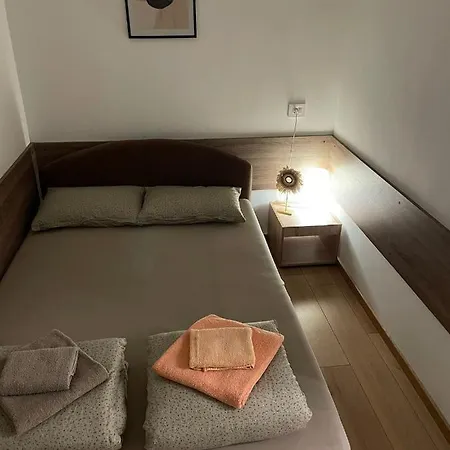 Mik Apartamento *